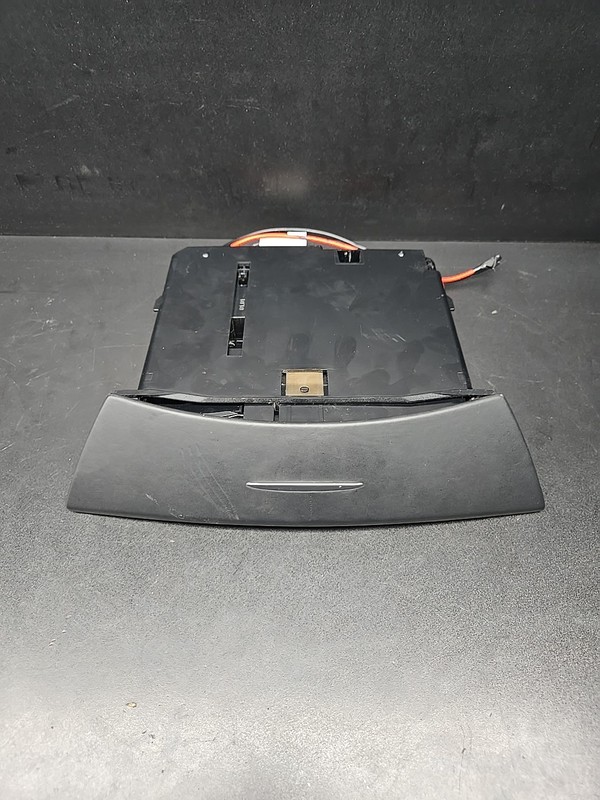 14-17 Mercedes W222 S550 Dash Dashboard Storage Ash Tray Black OEM 2226800310