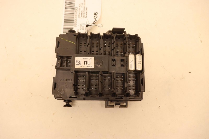 2007-2009 GMC YUKON 6.2L CABIN POWER DISTRIBUTION JUNCTION FUSE BOX BLOCK OEM