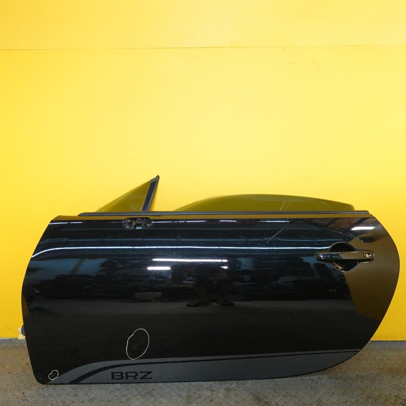 2022-2025 SUBARU BRZ FRONT LEFT DRIVER SIDE DOOR CARD ASSEMBLY OEM