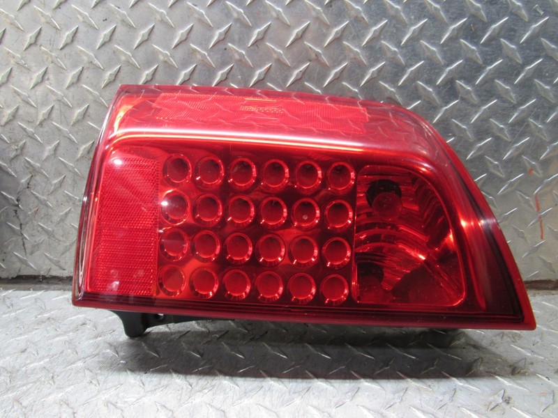 04 05 06 07 08 09 10 INFINITI QX56 LEFT DRIVER REAR TAILLIGHT LAMP 26555-7S600