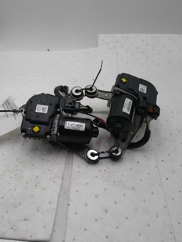 2017 Ford Fusion Wiper Motor OEM 56000 Miles Silver 512234
