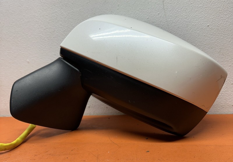 A5783 | 2015 - 17 Subaru Legacy Left Mirror BLIND SPOT AUTO DIMMING WHITE OEM