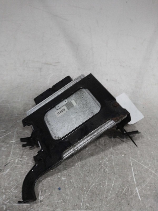 2016 Hyundai Santa Fe Engine Control Module ECM OEM Black 129K Miles