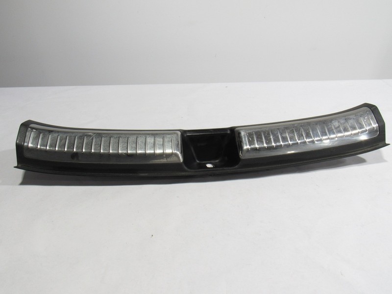 20-23 Mercedes GLE 53 C167 Rear Trunk Tailgate Sill Scuff Plate Trim Cover :M