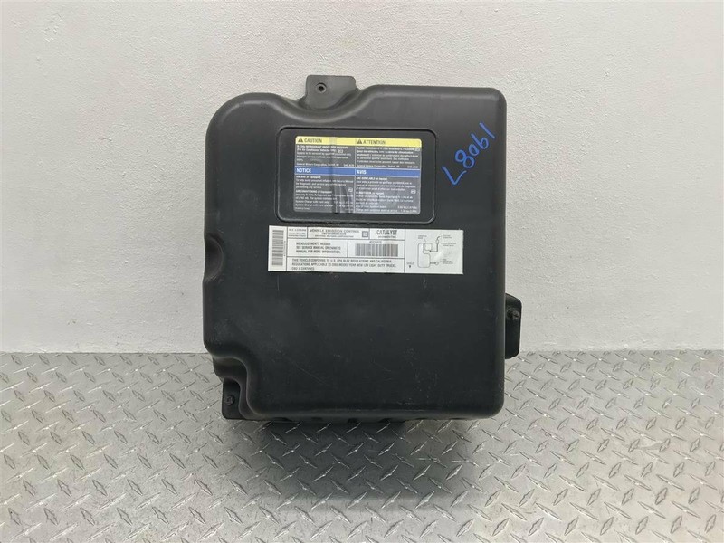 2002-2004 ENVOY XL TRAILBLAZER EXT AIR CLEANER HOUSING OEM 15200796