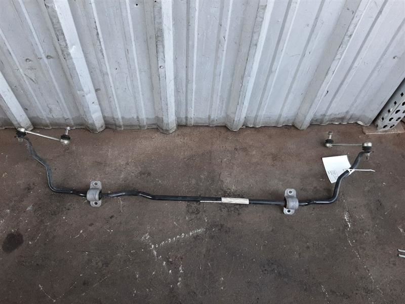 Range Rover Velar L560 Rear Suspension Sway Bar Stabilizer Bar LR090545
