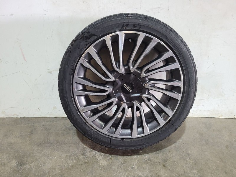 Wheel 20x8 20 Spoke Fits 20-21 CORSAIR 579924