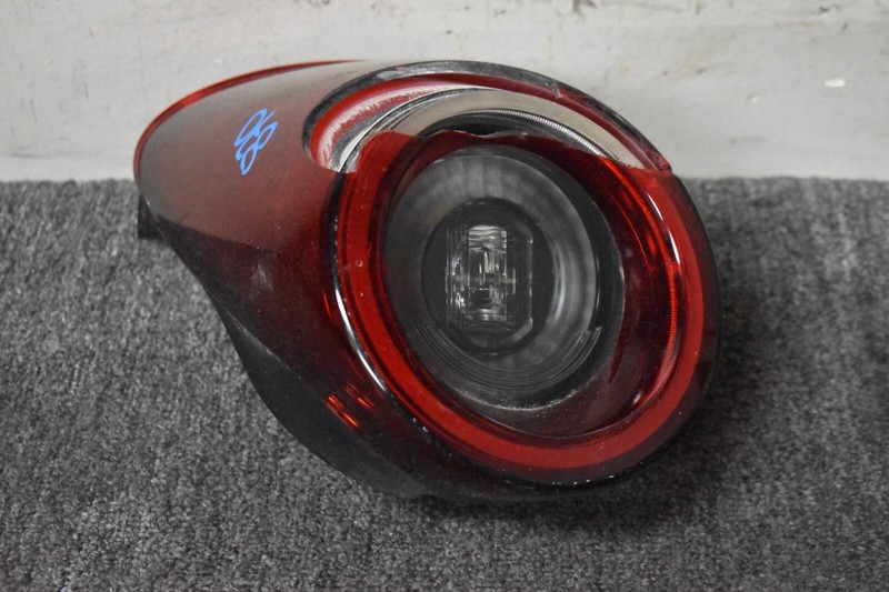 2017-2019 FERRARI PORTOFINO RIGHT SIDE TAIL LIGHT FACTORY OEM