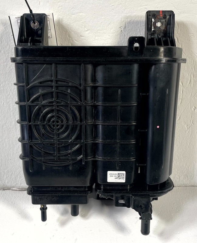 2022 - 2026 HYUNDAI TUCSON FUEL GAS VAPOR EVAPORATOR CHARCOAL CANISTER # 112013