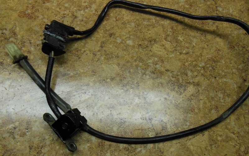 2007 Yamaha FJR1300 FJR 1300 Engine Pulser Pick Up Pulse Coil Motor Electrical