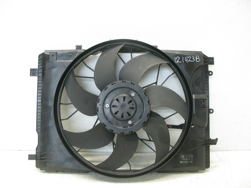 08-20 MERCEDES W212 E350 B C GLK SLC SLK ENGINE RADIATOR COOLING FAN MOTOR 12142