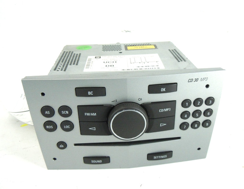 2008 2009 Saturn Astra AM FM Radio CD Disc MP3 Player Receiver OEM
