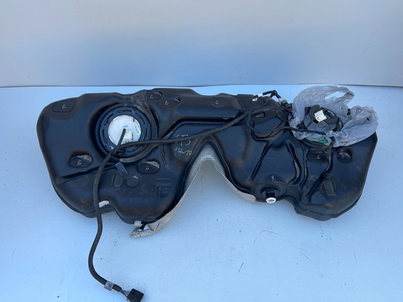 2014-2019 CADILLAC CTS AWD REAR FUEL GAS RESERVOIR TANK W/ HEATSHIELD OEM