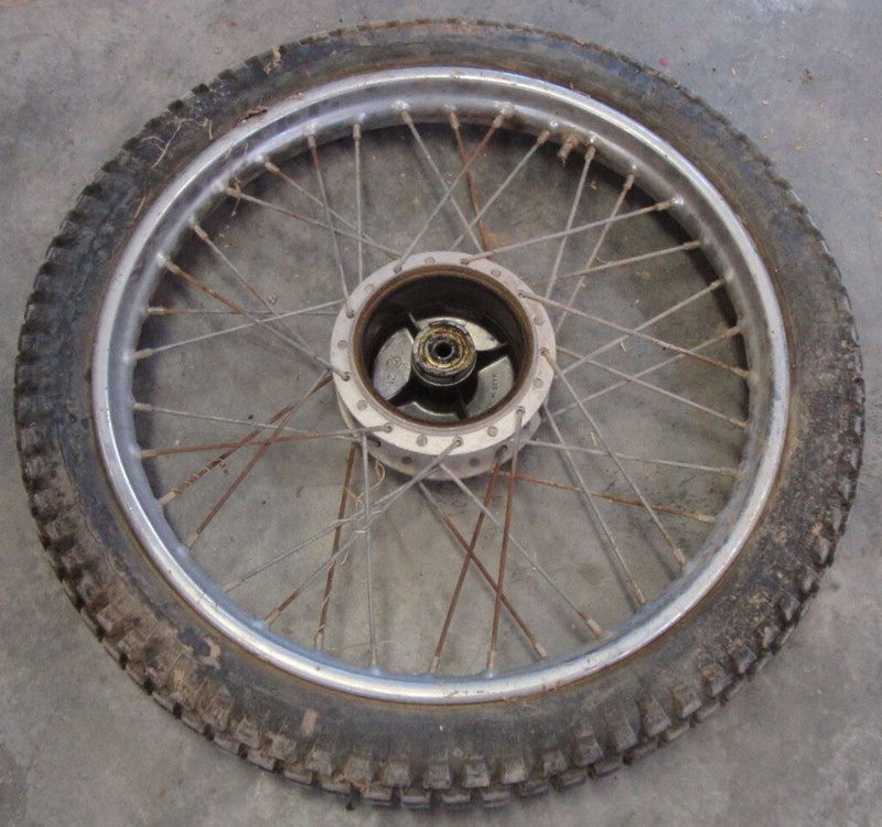 1971 Kawasaki 100 G3 TR G3TR Enduro Front Rim Wheel Tire 2.75-18 18"
