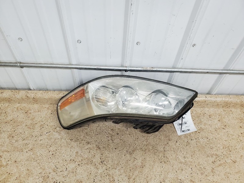 Driver Left Headlight Halogen Fits 05-11 LINCOLN & TOWN CAR 296770
