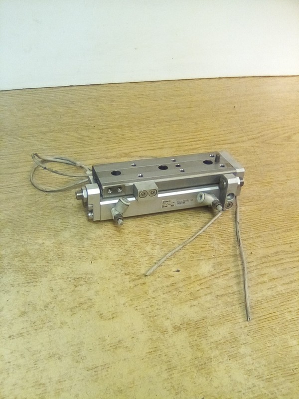 SMC MXQ16-75 Pneumatic Slide Cylinder MXQ16-75A