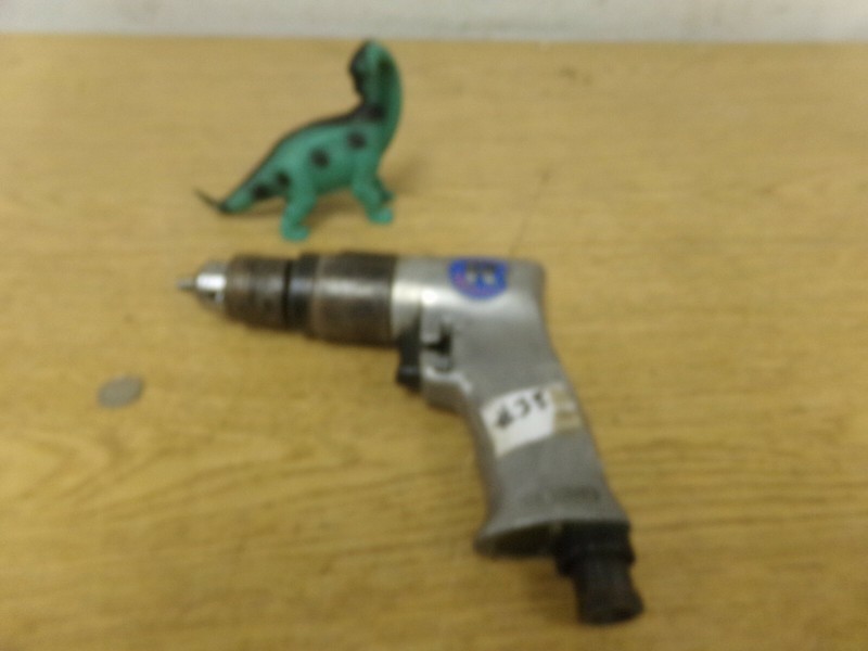 R R3810 3/8 Reversable Drill Pneumatic 2000 RPM *FREE SHIPPING*