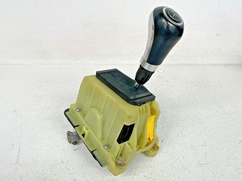⭐2012-2014 MERCEDES BENZ C-CLASS W204 FLOOR REAR SELECT SHIFTER BOX OEM LOT2299