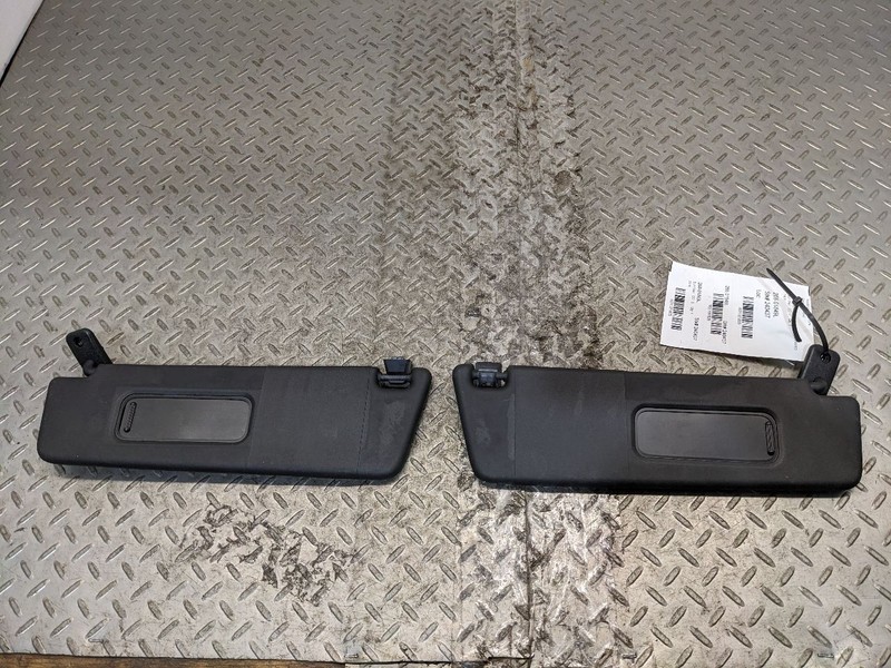 2010-2015 CHEVROLET CAMARO LEFT&RIGHT SUN VISOR SETx2 OEM 1181835