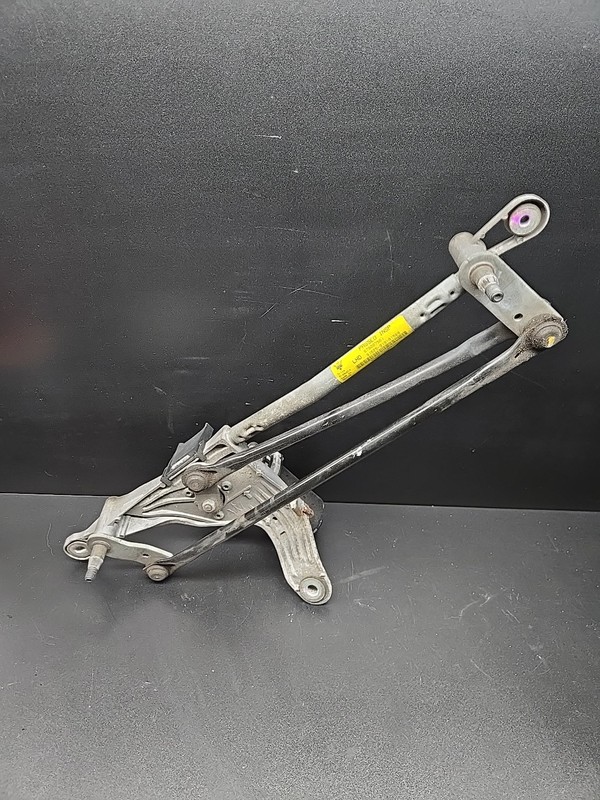 14-21 Maserati Quattro Ghibli Levante Windshield Wiper Motor Linkage Arm OEM