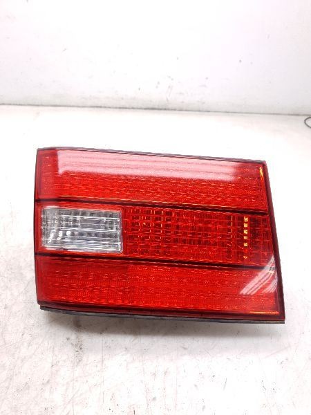 97-00 LEXUS LS400 DRIVER SIDE REAR LEFT TAIL LIGHT ASSEMBLY