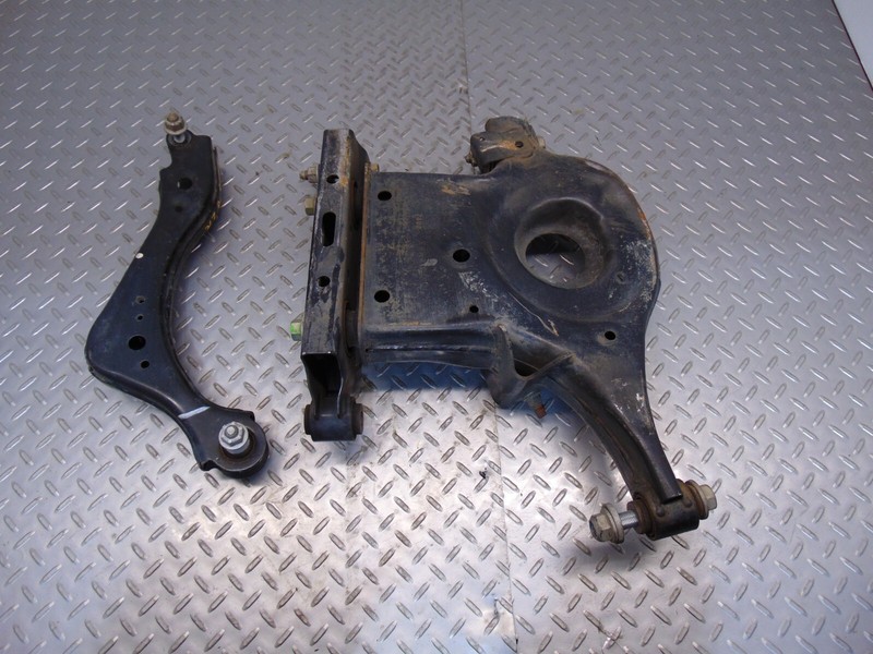 2018 Nissan Altima Rear Left Control Arms Set OEM