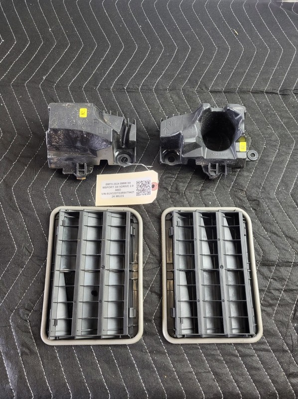 2022-2025 Bmw X4 30i Rear Shock Absorbers & Quarter Pressure Vent OEM 60829010