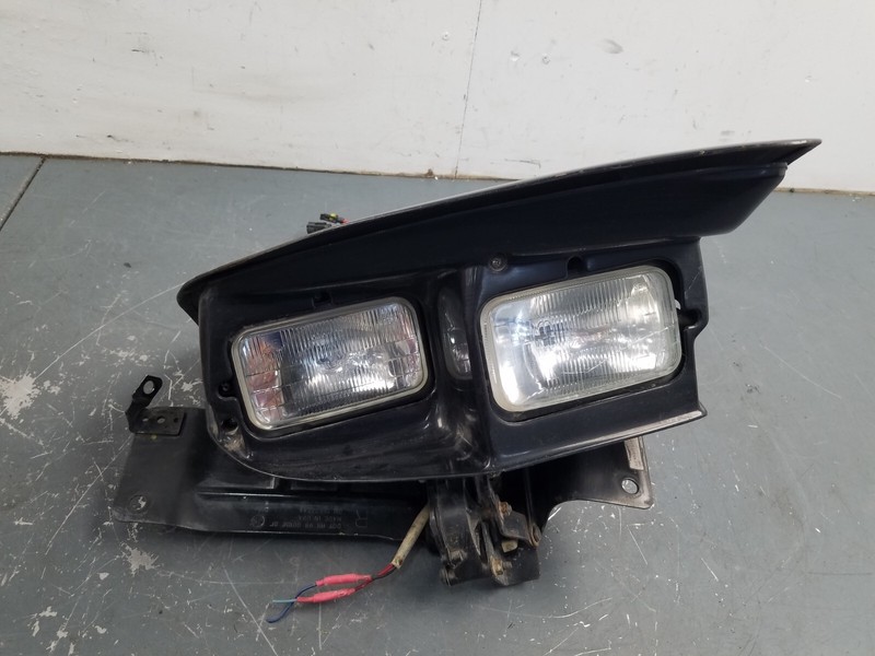 2000 Pontiac Trans Am WS6 Right Passenger Head Light #9837 V10