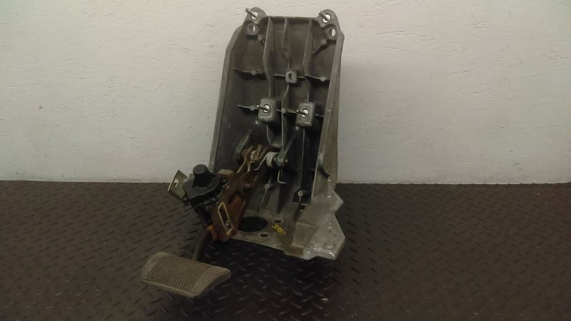 06-09 Dodge Durango Adjustable Brake Pedal OEM 52855493AK