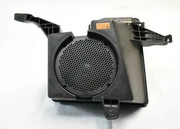07-12 Mercedes X164 GL450 GL350 Rear Subwoofer Speaker Harman Kardon OEM