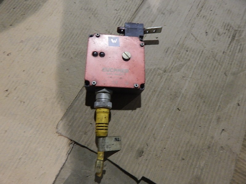 Euchner TZ1LE024BHA C1808 Safety Switch "W" *FREE SHIPPING*
