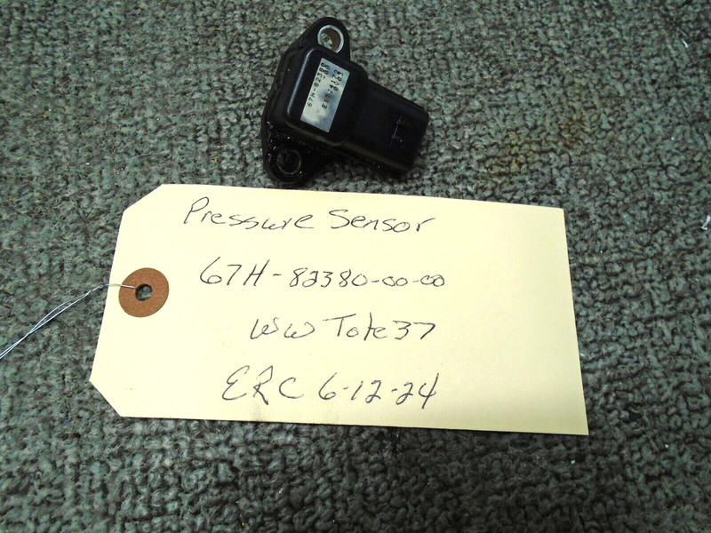 OEM PRESSURE SENSOR 67H-82380-00-00 YAMAHA 1999-2009 150-300 HP OUTBOARD PART