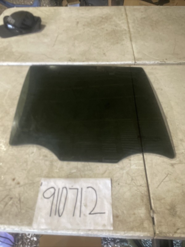 2004 - 2009 Cadillac SRX Factory Window Right rear door glass window tinted