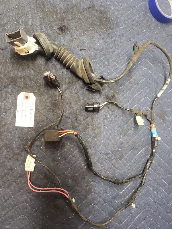 1998 Taurus PassengerSedan Rear Right Door Harness