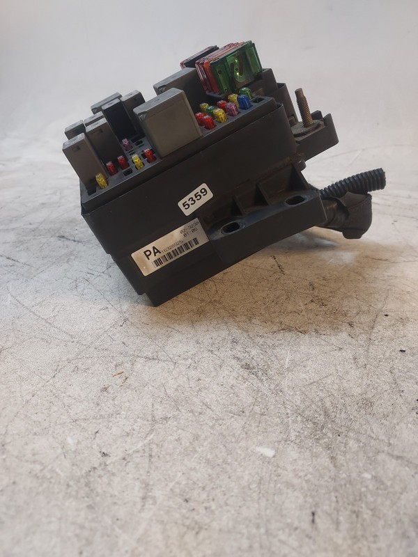 1999-2004 chevy S10 engine hood relay FUSE BOX 15328925 oem