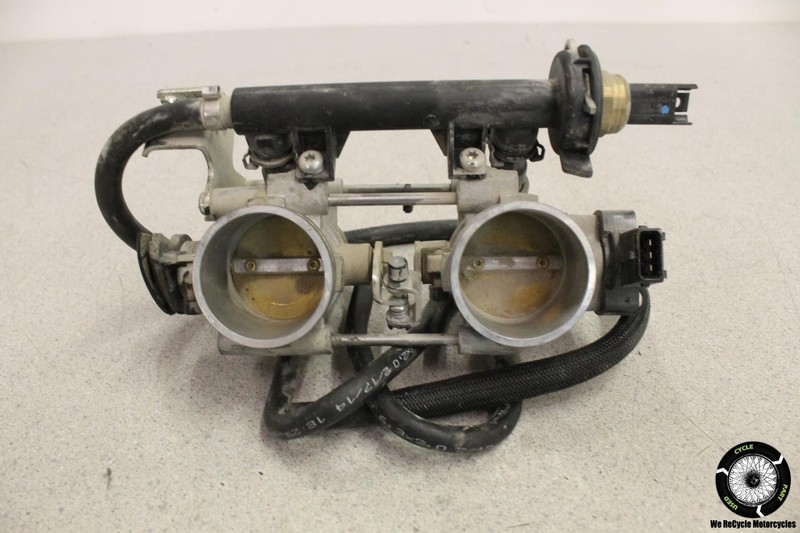 2015 BMW F800GT THROTTLE BODIES BODY INTAKE FUEL INJECTORS ASSEMBLY F 800 GT 15