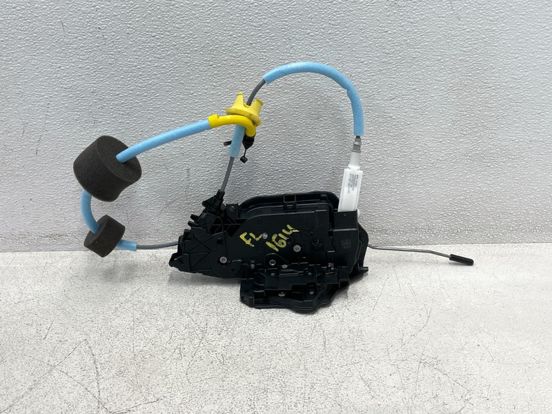 21 22 23 24 BMW M3 G80 Front Left Driver Door Lock Latch Actuator 1614 OEM