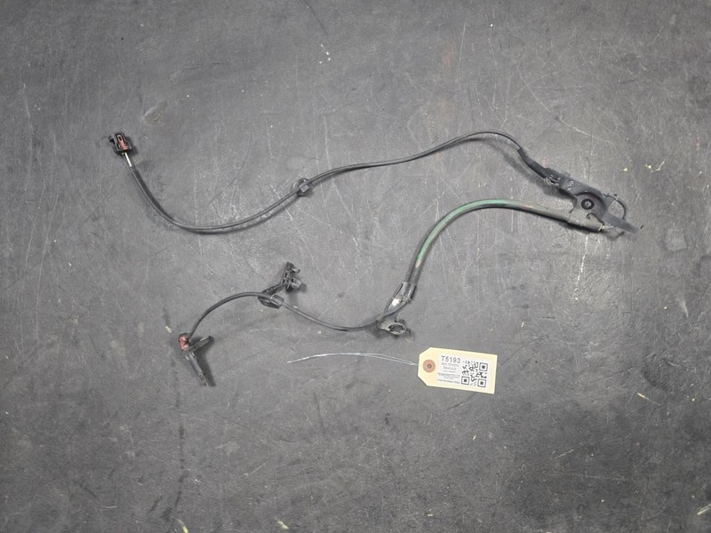 Front Right ABS Wheel Speed Sensor 2021 Toyota RAV4 89542-0R040 2019 2020 - 2025