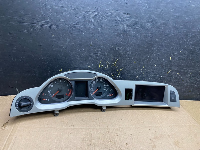 2008 - 2011 Audi A6 Speedometer Cluster Bezel W/ Radio Screen Z0175 DG