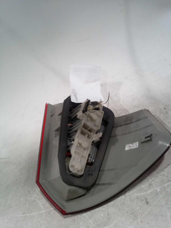 2008 Mercedes-Benz GL-Class Right Tail Light Assembly White OEM 88587 Used