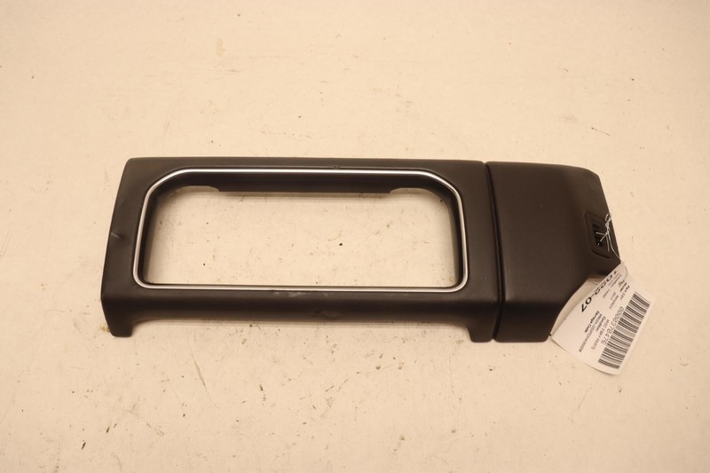 2017 RANGE ROVER CENTER DASHBOARD RADIO DISPLAY BEZEL TRIM COVER OEM