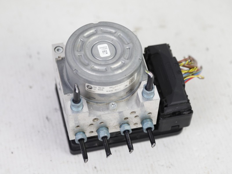 BMW 328i F30 ABS Pump Module 2012-2018 6875813-01 6875814 OEM Used Parts