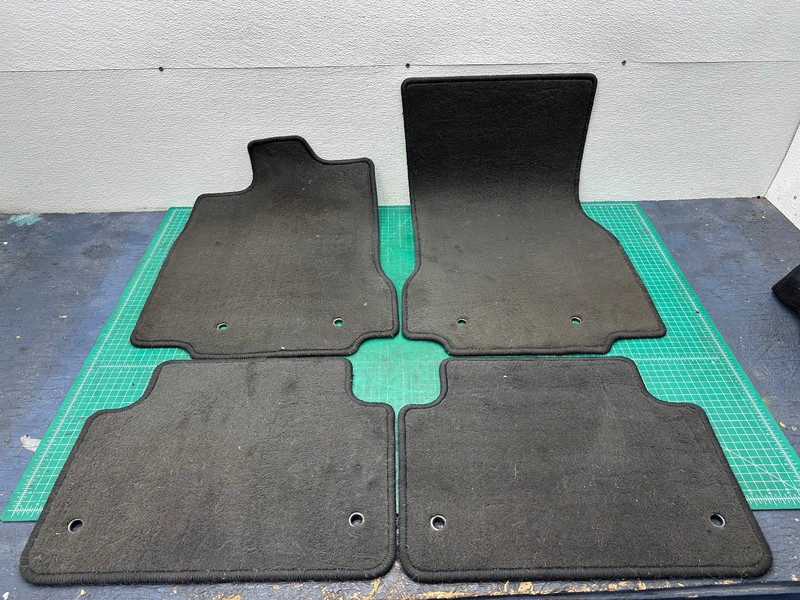 12-15 JAGUAR XF XFR SET BLACK ALL WEATHER SEASON CARPET FLOOR MATS OEM