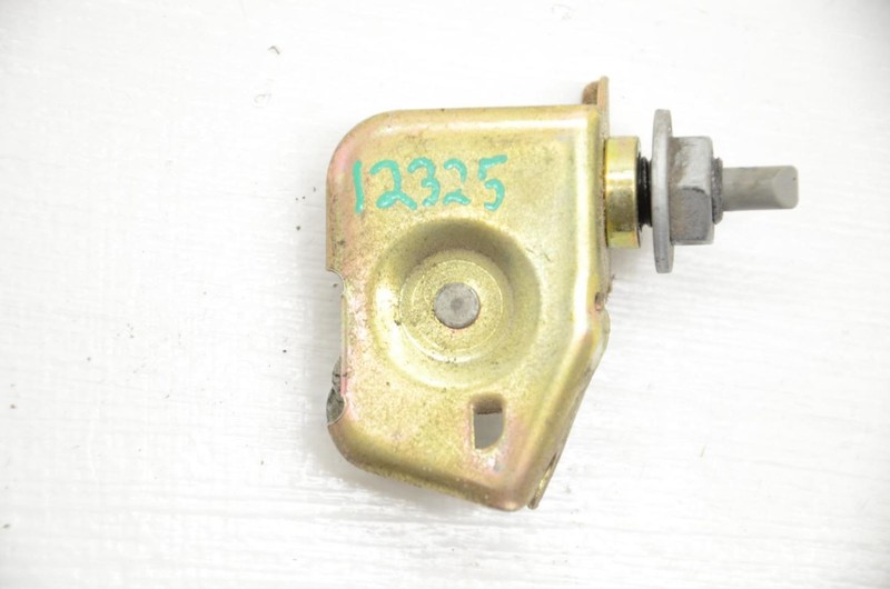 96-02 Toyota 4Runner 4WD Fuel Filler Door Lock Actuator