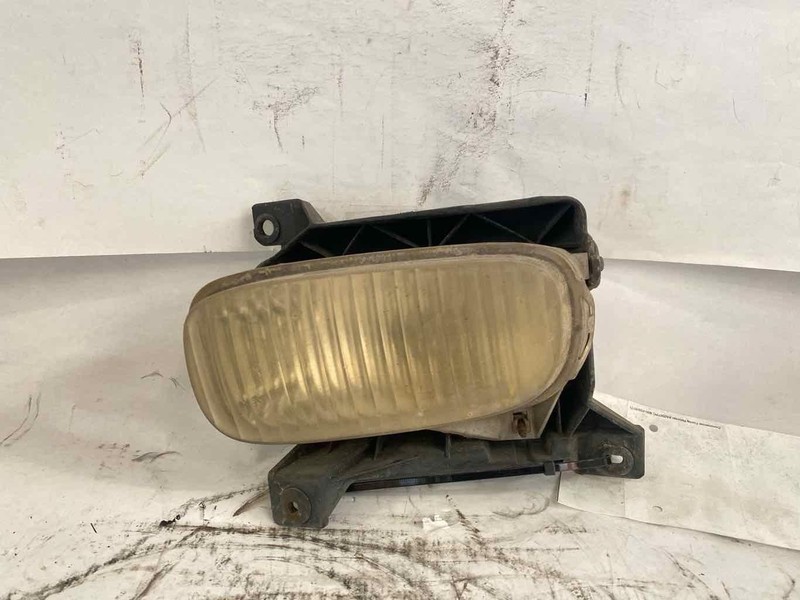 Fog/mark/park/turn Light/lamp TOYOTA TUNDRA Left 00 01 02 03 04 05