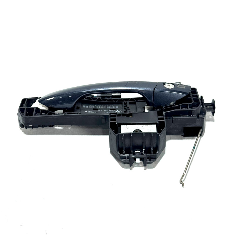 2010-2016 MERCEDES E350 W212 FRONT LEFT SIDE EXTERIOR DOOR HANDLE KEYLESS GO OEM