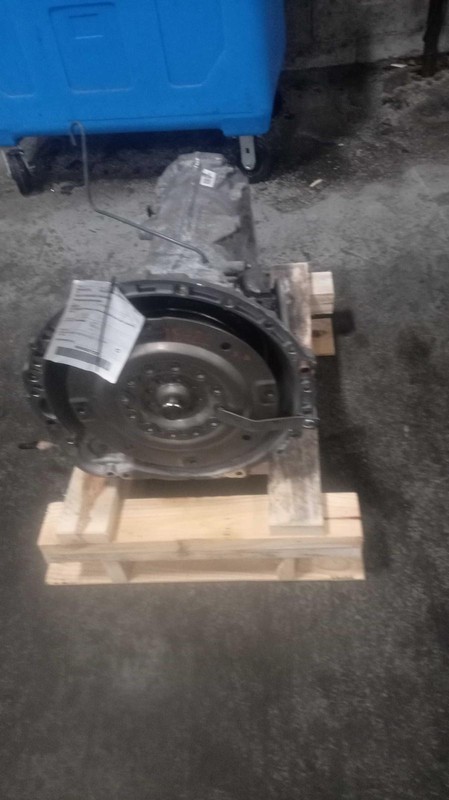 2015 Land Rover Range Rover Automatic Transmission Assembly 85K Miles OEM Grey