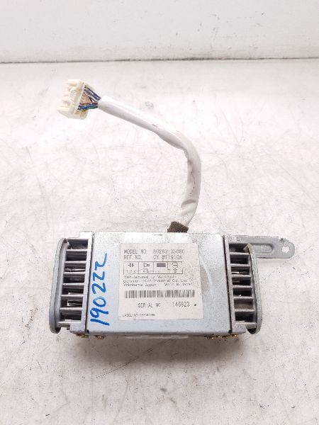 99-02 TOYOTA 4RUNNER SR5 RADIO/STEREO AMPLIFIER UNIT ASSEMBLY