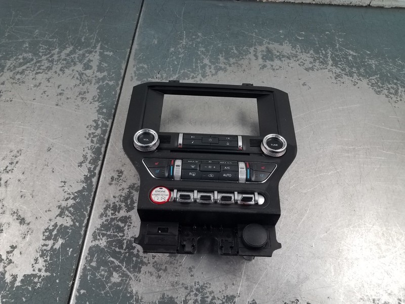2016 Ford Mustang GT Radio Climate Control Panel #3517 F5