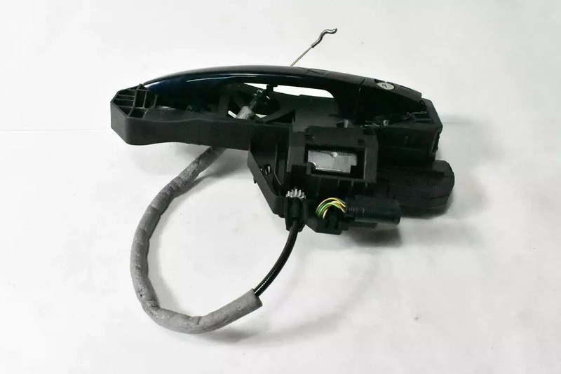 07-13 Mercedes W221 S400 S350 Front Left Exterior Door Handle Keyless Go OEM